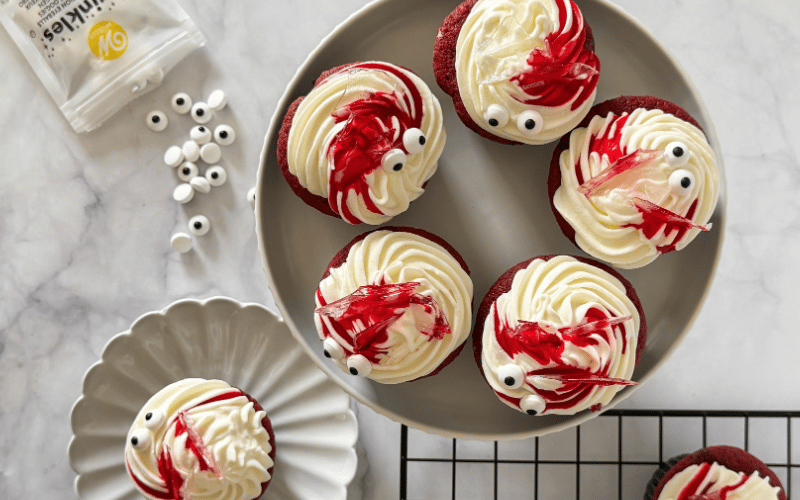 krvavé cupcakes svět pečení 01